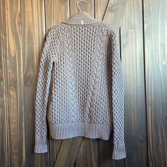 Ivivva Size 12 - STUNNING! - Picture 5 of 5